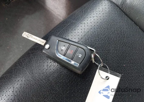 2022 Toyota Rav4 Le z USA, uszkodzony, nr VIN 2T3H1RFV2NW205782